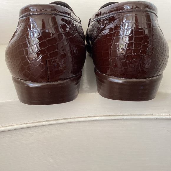 SAS Brown Croc Embossed Patent Leather Simplify Tripad Slip On Loafer EUC 9.5 W - Picture 4 of 10